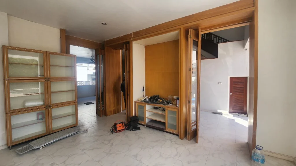 ผลงานรีโนเวทบ้านแถวบางพลี