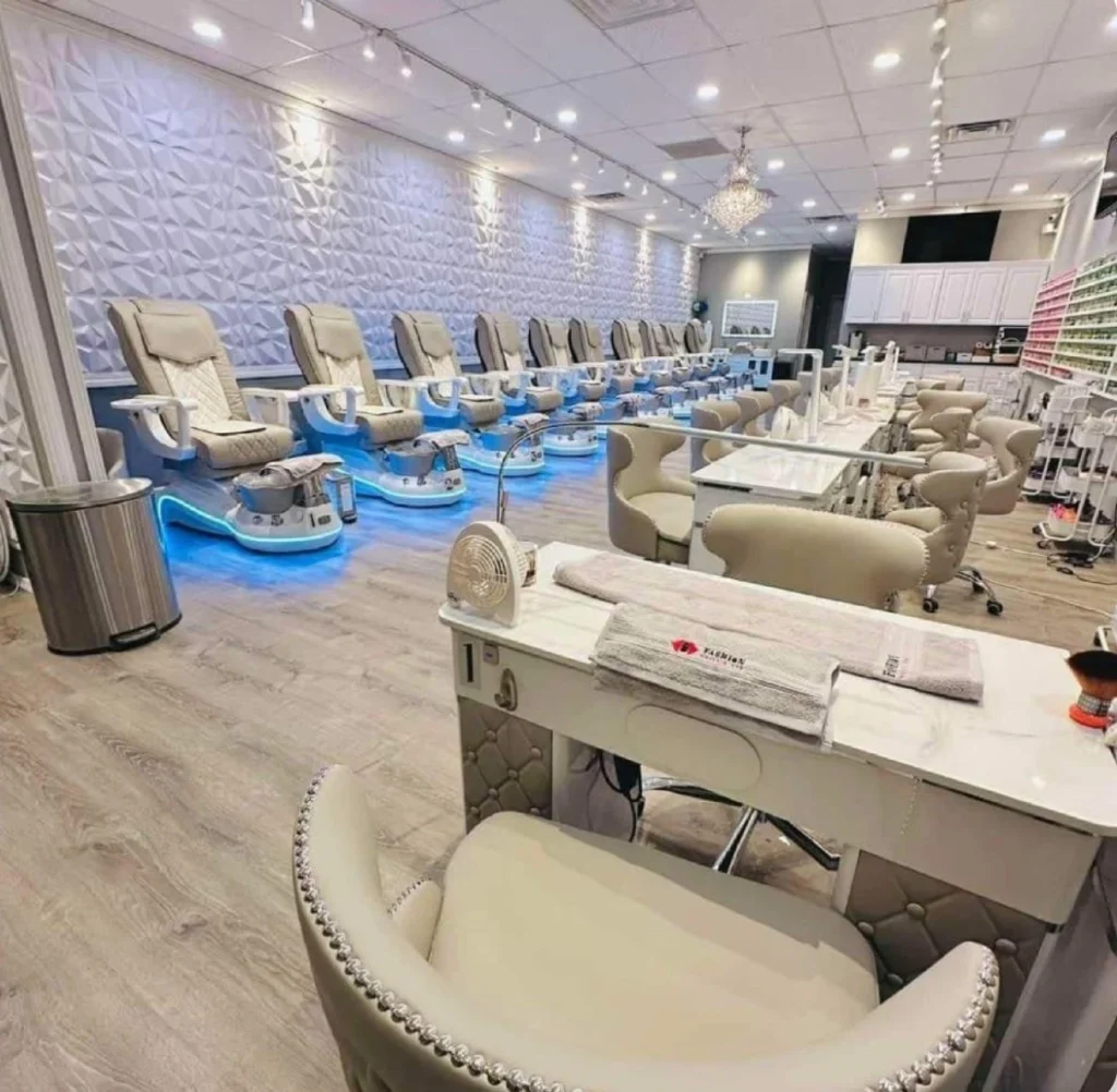 รับออกแบบร้านทําเล็บ